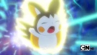 Emolga uses Discharge on Minccino! Pokémon Black & White