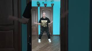 УЧИМ ПРОСТОЙ ТАНЕЦ НОГАМИ! #shorts #шаффл #shuffledance #танцы #dance #обучение