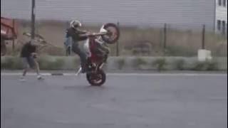 Amazing Motocycle Wheelie.by Sketchy Doom