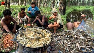 Wild Fish Catch and Cook Day Survival Fishing in Black Ponds Outdoor Catching Cooking and Eating