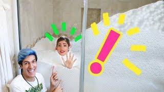 WE TURNED OUR BATHROOM INTO A CHRISTMAS MOUNTAIN | LOS POLINESIOS VLOGS