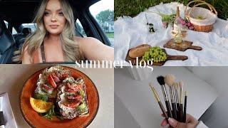 VLOG | GRWM, amazon & ulta haul, how i clean my makeup brushes, farmers market & summer photoshoot!