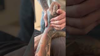 CLEAN Wrist Cracks ‍