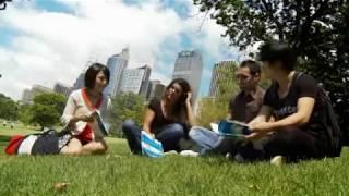 ESTUDIA EN EMBASSY ENGLISH SYDNEY CON TRES AMIGOS!