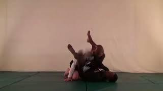 №28-3  #Submission: #Modified triangle choke #Position: #Open guard #MMA #UFC #Din_Thomas #приемы