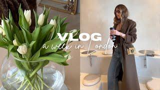 A quiet week in London | VLOG | Hollie Hobin