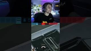 xQc gets ROASTED & TROLLED by Jynxzi... 