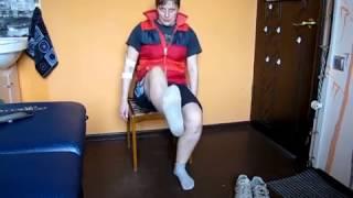 Упражнения для ног сидя на стуле / Leg exercises sitting on a chair