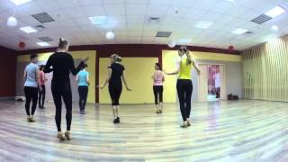 Бачата женский стиль.Урок. Cвязка под счет / Dance Center Черкаси