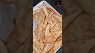 Tea Time DiariesYum Namak Paray #shorts #viral #shortsfeed #trending #tea #teatime #namakparay #yt