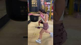 Pego abajo y subo arriba #tecnica #saco #boxeo #entrenamiento #boxing #boxingtraining #boxinglife