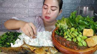 ikan asin Peda,tumis bayam,sambal Goang terasi bakar,petai kupas,lalapan, Mukbang