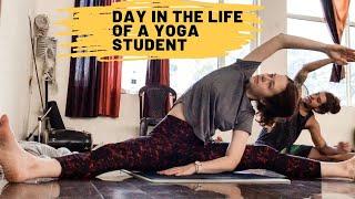 DAY IN THE LIFE | Daily schedule in yoga teacher training in Rishikesh, India | India Vlog 2019