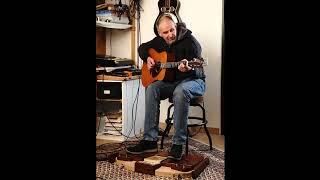 Footdrum with Acoustic Guitar- Testing  a new build Floordrum