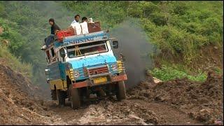 Philippines : Quand la montagne gronde - Les routes de l'impossible