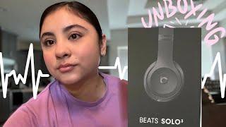 Unboxing Beats Solo 3! Wireless 