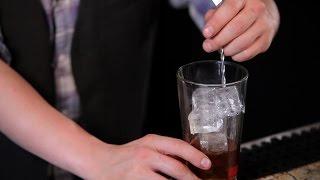Shaking Cocktails vs Stirring Cocktails | Whiskey Guide