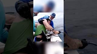 When the Fish Fights Back! #fishingtips #fish #catchingfish