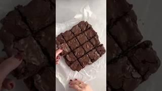 Quick and easy brownies - no mixer, just delicious!