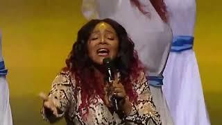 Tonya Baker sings "Let Praises Rise"