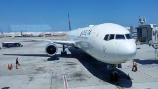Delta Airlines 767-400 Arriving at Gate in Atlanta