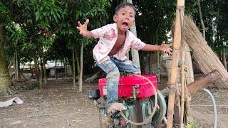 Water Pump Machines Start Village Boy.  Around Skills Life.  How To Machines start.