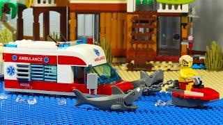 Lego City Emergency Ambulance Sea Crash