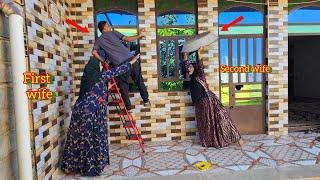 Faraz gets into an argument with Samaneh about why they are harassing Maryam....