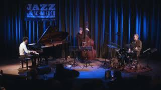 Jerry Lu Trio feat. Hans Dekker - Embraceable You