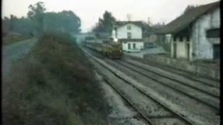 Tren Expreso en la Estacion Cambre. Años 80.Locomotora diesel 333