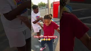 Omg she be twerking‍‍ #viral #shorts #short #shortsfeed #trendingshorts #funny #dharmann