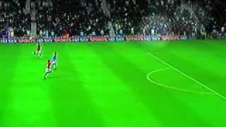 Drogba volley Goal!