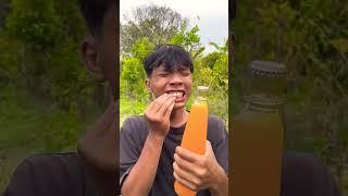 Lifehack skills: Simple tips for opening bottle caps in the wild forest #campi ...