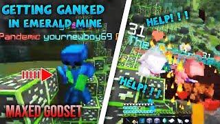 GETTING GANKED IN EMERALD MINE  ON STREAM + DIAMOND GOD FIGHT!! | Minecraft Prisons (Cosmic Prisons)