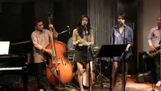 Monita Tahalea ft. Gaby - Keliru @ Mostly Jazz 27/04/12 [HD]