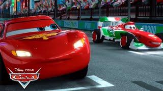 Rayo McQueen Corre Contra Francesco en Italia! | Pixar Cars