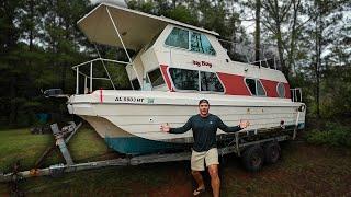 I Bought A $3,000 HOUSEBOAT From Facebook Marketplace! (massive restoration project)