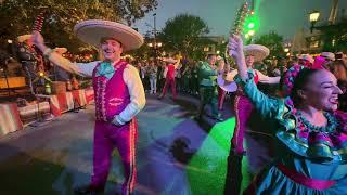 A Musical Christmas with Mariachi Alegría de Disneyland & Miguel! at Disney California Adventure NEW