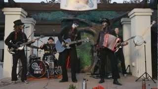 Steam Powered Giraffe: The Suspender Man