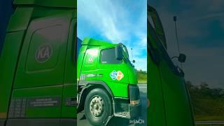 Malaysian Trucker #truck #trucks #trucking #truckdriver #trucker #trucklife #lori #shorts