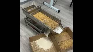 Linear Model Vibrating Sorting Sieve Machine Grain Sifter Screen Grain Linear Vibrating Equipment