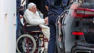 Papst Benedikt besucht schwer kranken Bruder in Deutschland