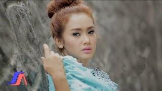 Cita Citata - Pernikahan Dini (Official Music Video)