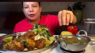 ध्यूमा सिद्रा खर्सानी झानेर बनाएको मिठो कालो दाल अनि chicken fry