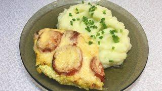 Куриное филе в духовке с помидорами и сыром