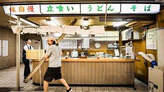 【神戸市兵庫区新開地】激烈ディープな地下街に佇む老舗立ち食いうどんそば屋の衝撃を受けた感動的一杯丨A Cool Looking Standing Soba Restaurant