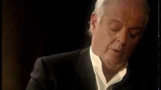 Beethoven, Sonata para piano Nº 18 en Mi  mayor Opus 31 Nº 3. Daniel Barenboim, piano