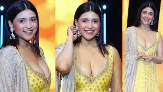 Actress Mannara Chopra GLAMOROUS Video | Actress MannaraChopra Latest Videos | Mannara Chopra Videos