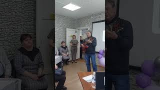 Алексей Казаков из села Большой Кашелак исполняет авторскую песню.