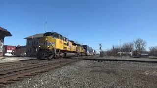 CSX Q191 with a pair of UP SD70ACes in Deshler, OH